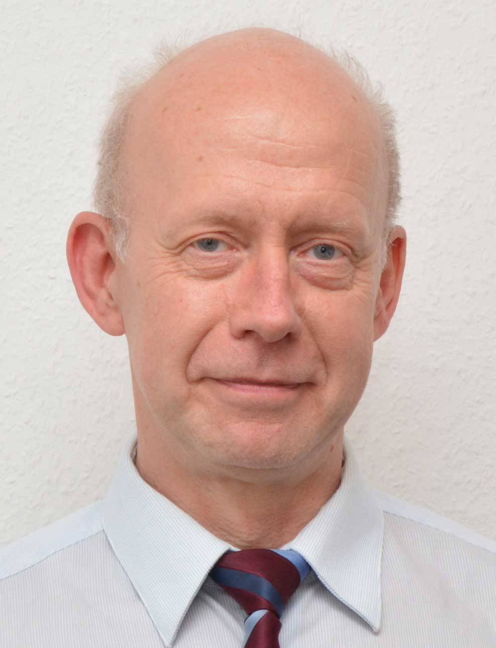 Dr.-Ing. Bernhard Naendorf, Gas- und Wärme-Institut Essen e. V.