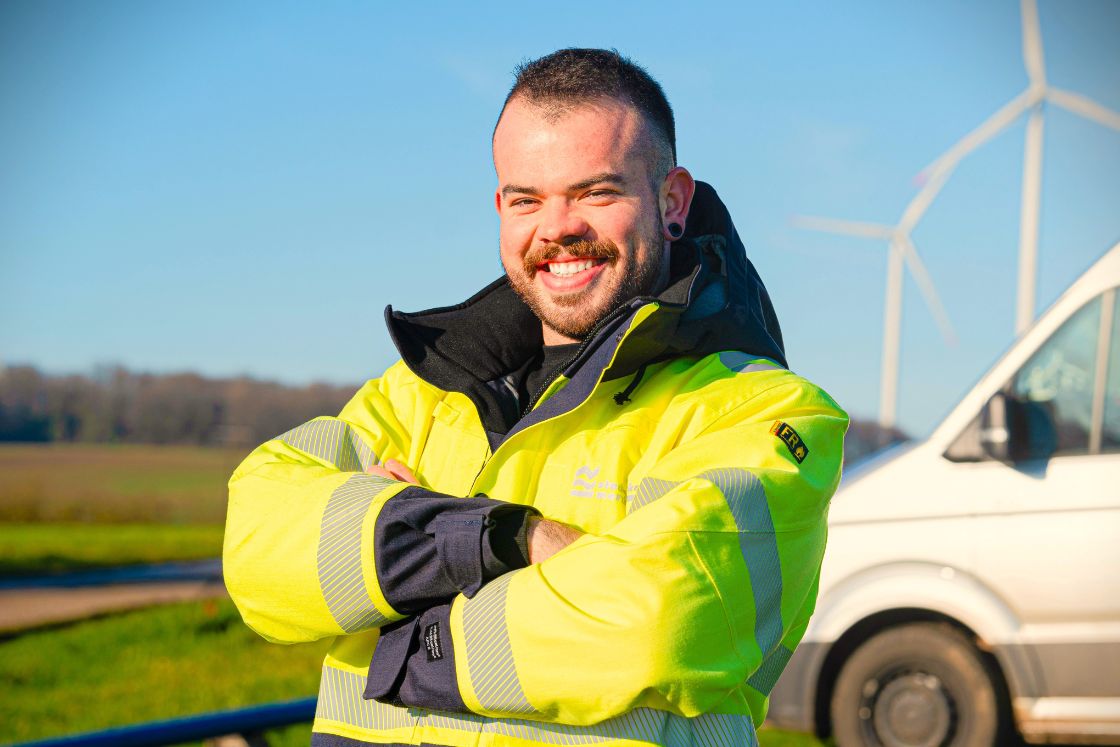 Zwischen Baustelle und Büro: Warum Philipp der Versorgungsbranche treu bleibt